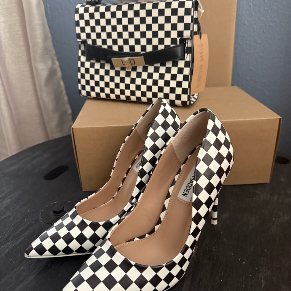 Steve Madden Black and White Heels Elegant Design